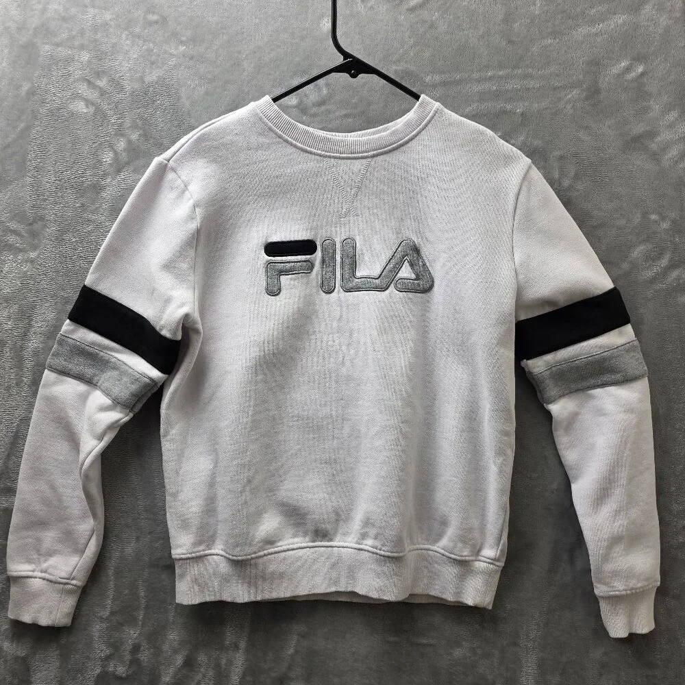 Fila Crewneck‎ Sweatshirt Small Gently Used